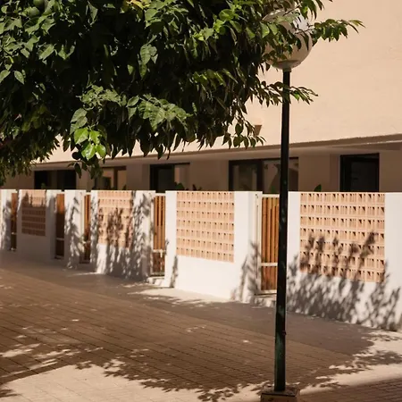Calma Places - Patios De Alfonso Xii דירה *